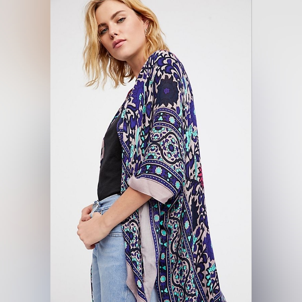 Free People Magic Dance Border Print Handkerchief Kimono OS